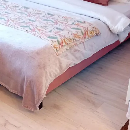 Double With Private Bathroom Guest house *